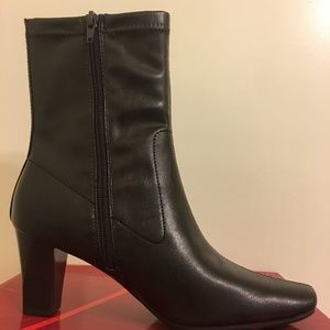 Aerosoles Women's Mid Calf Boots Black 7.5M US